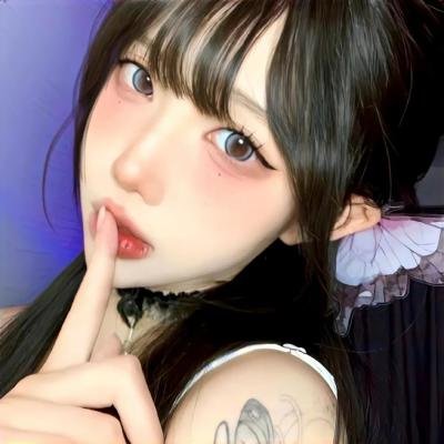排队的女人